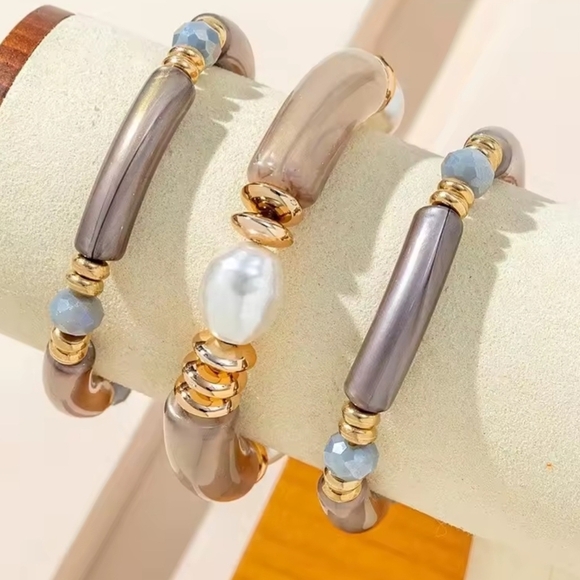 3-Piece Resin Beaded Bracelets - Picture 3 of 5